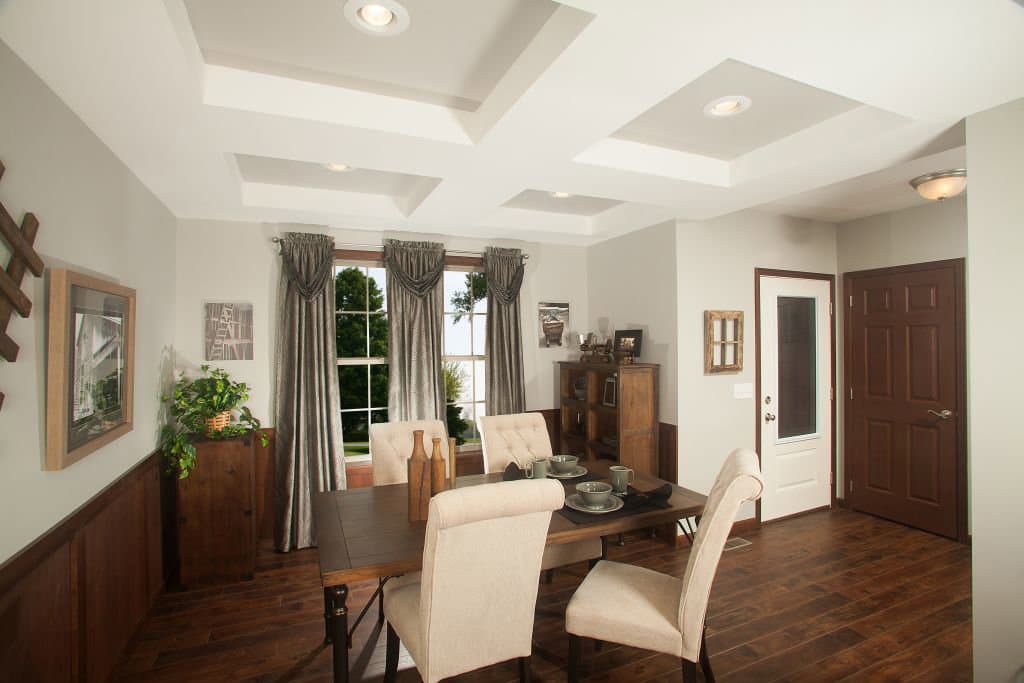 Ultra ranch 2p2402-x interior home features