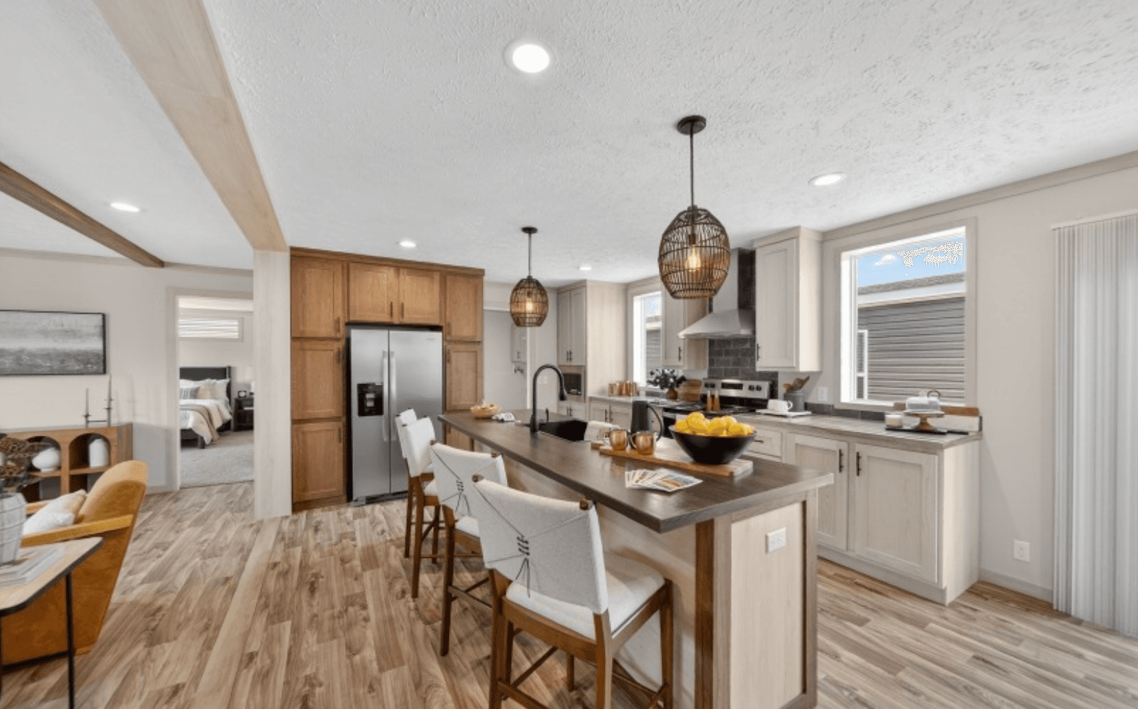 Kodiak 28724x kitchen home features