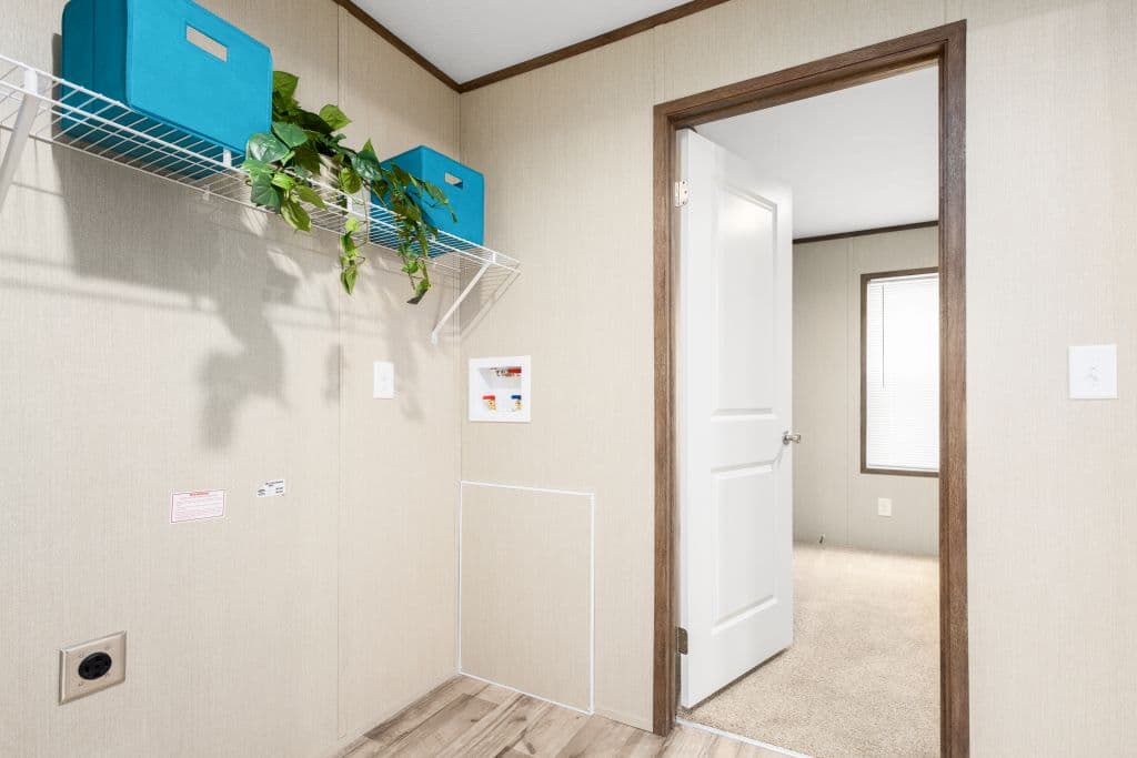 Blazer select ts1036-p interior home features