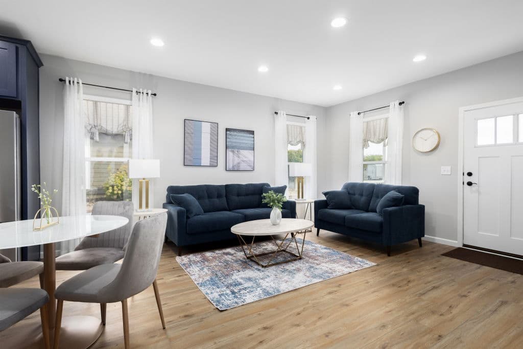 Pinecrest elite modular pgm5008-p interior home features