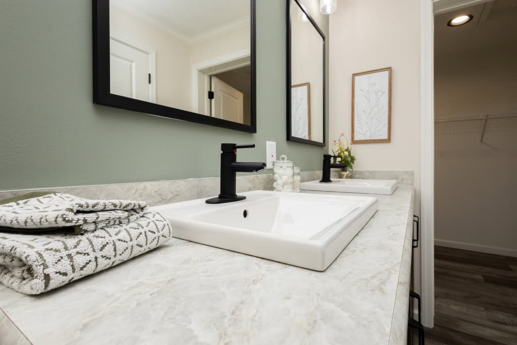 Astro creations ranch 3a2093-p bathroom home features