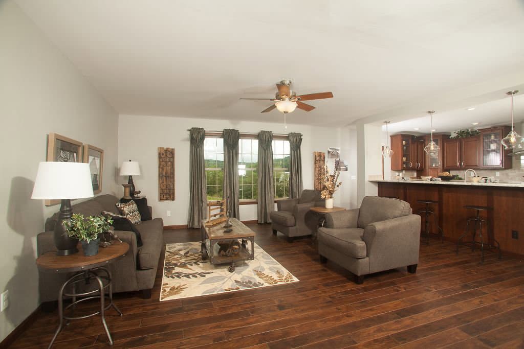 Ultra ranch 2p2402-x interior home features