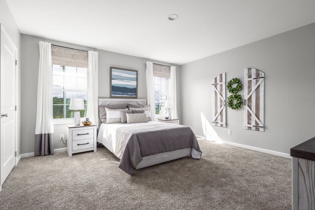 Ultra ranch 2p2409-x ev bedroom home features