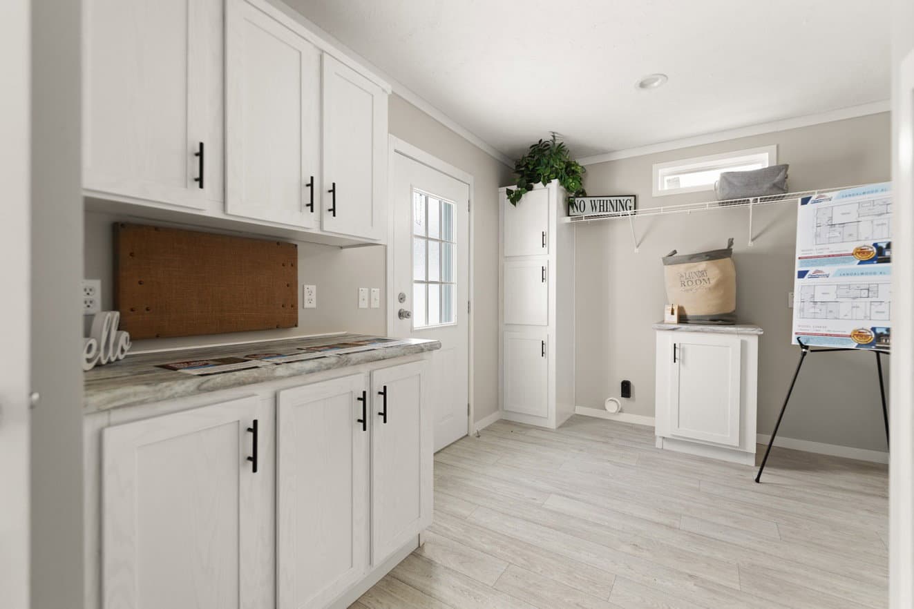 Big beam house 32663x interior home features
