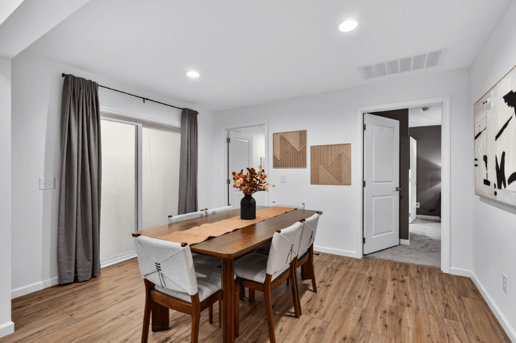 Francisco 4 interior home features