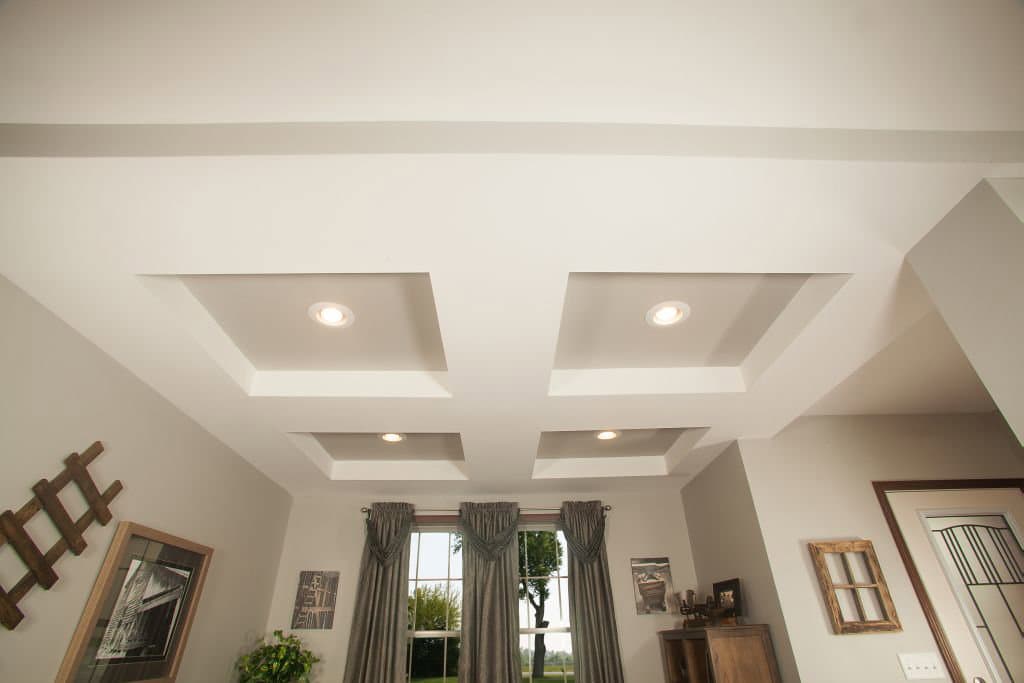 Ultra ranch 2p2402-x interior home features