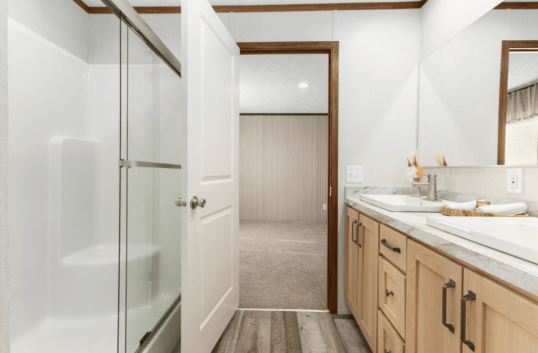 Elite 2  bathroom home features
