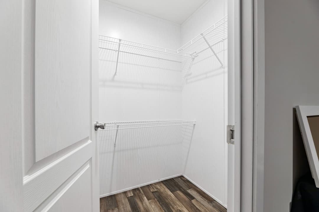 K2 32764p interior home features