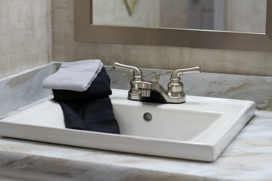 Astro elite ranch 3a2806-p bathroom home features