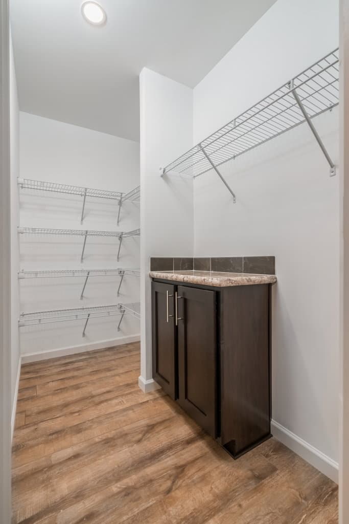 Richland elite gf3007-p interior home features